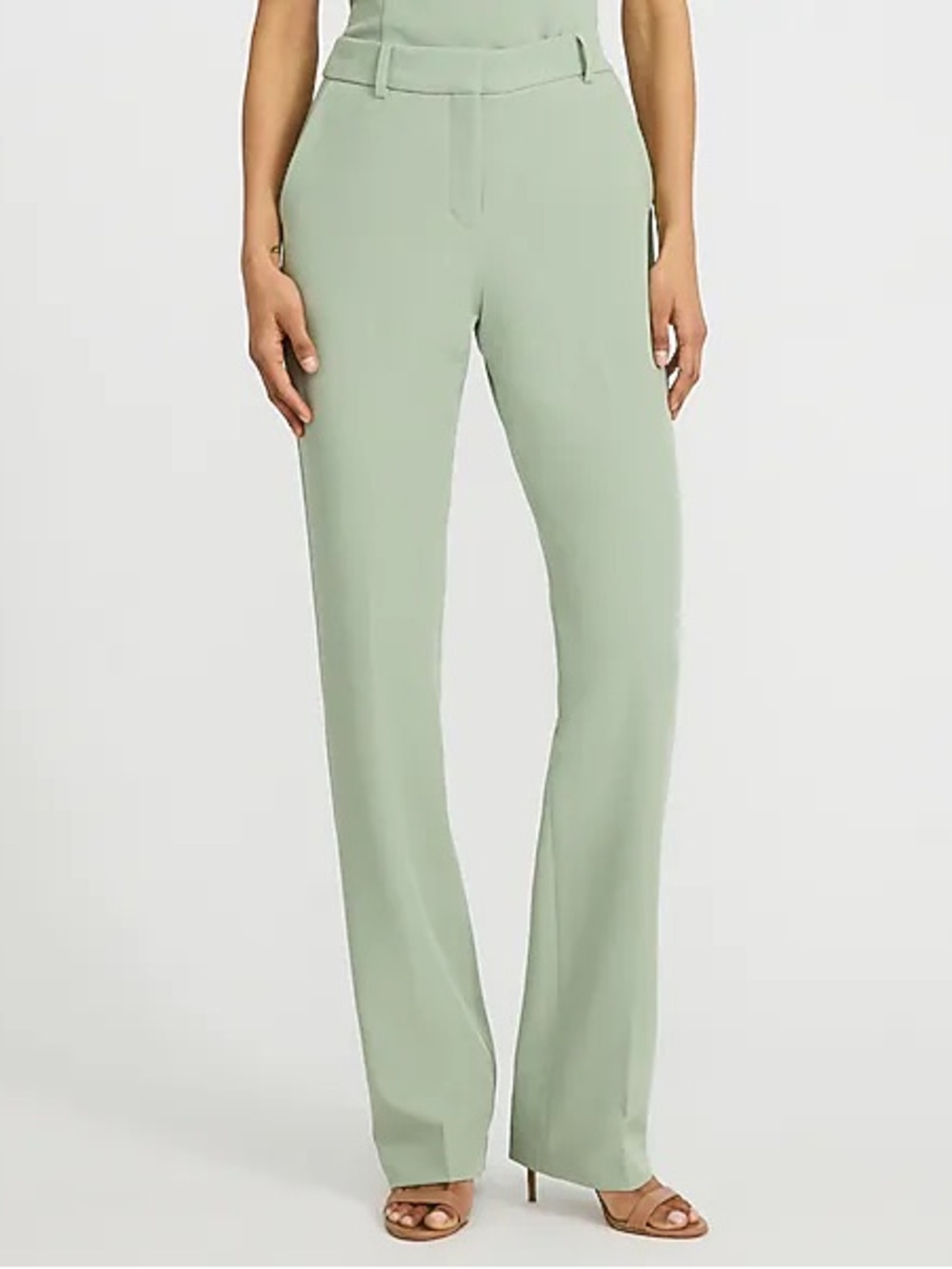 NWT Express Editor Mid Rise Bootcut Pant in Signature Stretch
